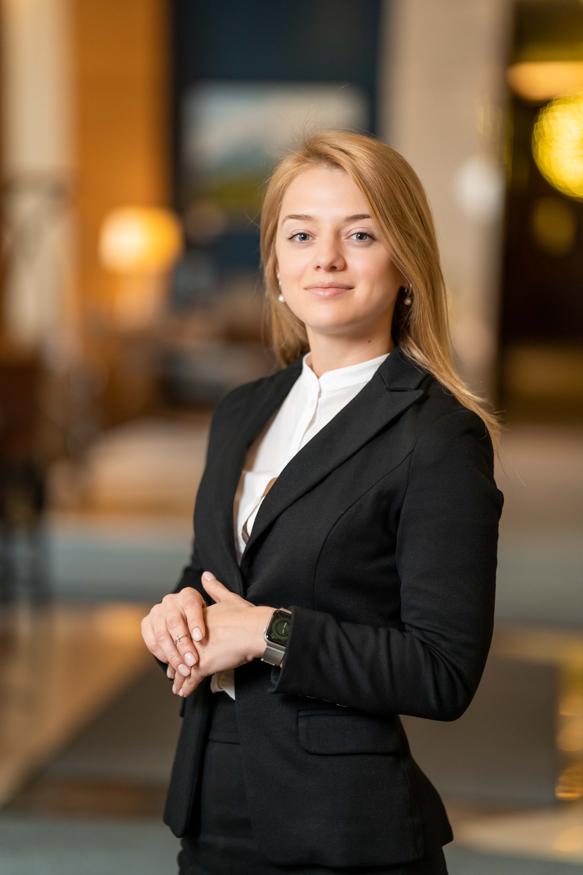 Деловой портрет для сотрудников отеля Rixos Красная поляна.
Портреты для использования во внутренней коммуникации | Сетка — социальная сеть от hh.ru