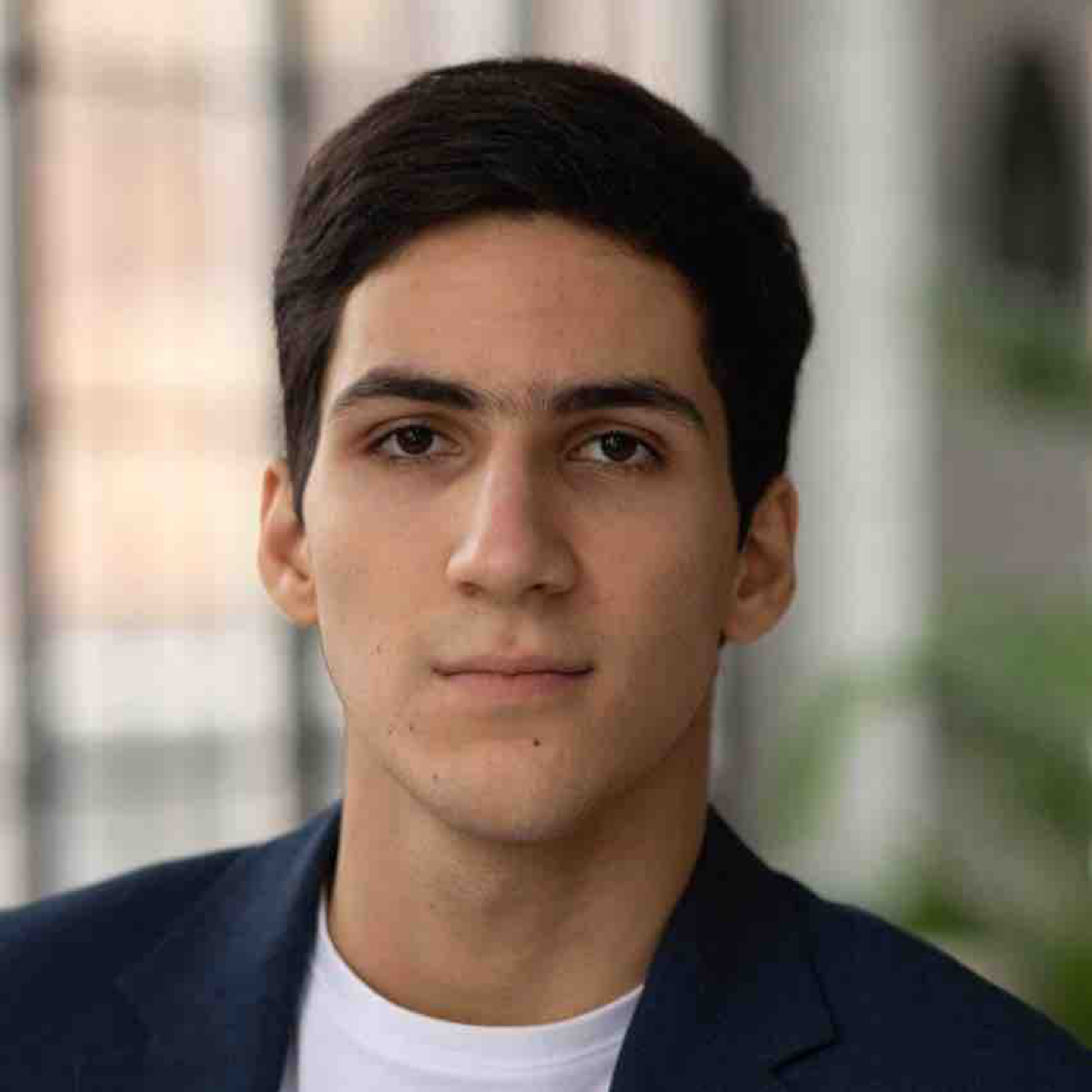 Артём Сарвазян | Сетка — социальная сеть от hh.ru