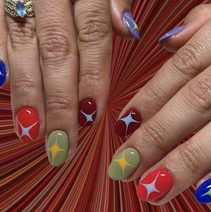 Осенние дизайны ногтей🌻
Так быстро прошло лето... Кажется ещё вчера было 1 июня. Пора пересобрать гардероб🤌🏻
❤️❤️❤️❤️❤️❤️❤️❤️❤️❤️❤️
—канал о визуале в соцсетях
#ногти #дизайн #визуал #соцсети | Сетка — социальная сеть от hh.ru