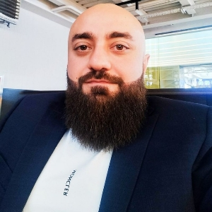 Михаил Галустов | Сетка — социальная сеть от hh.ru