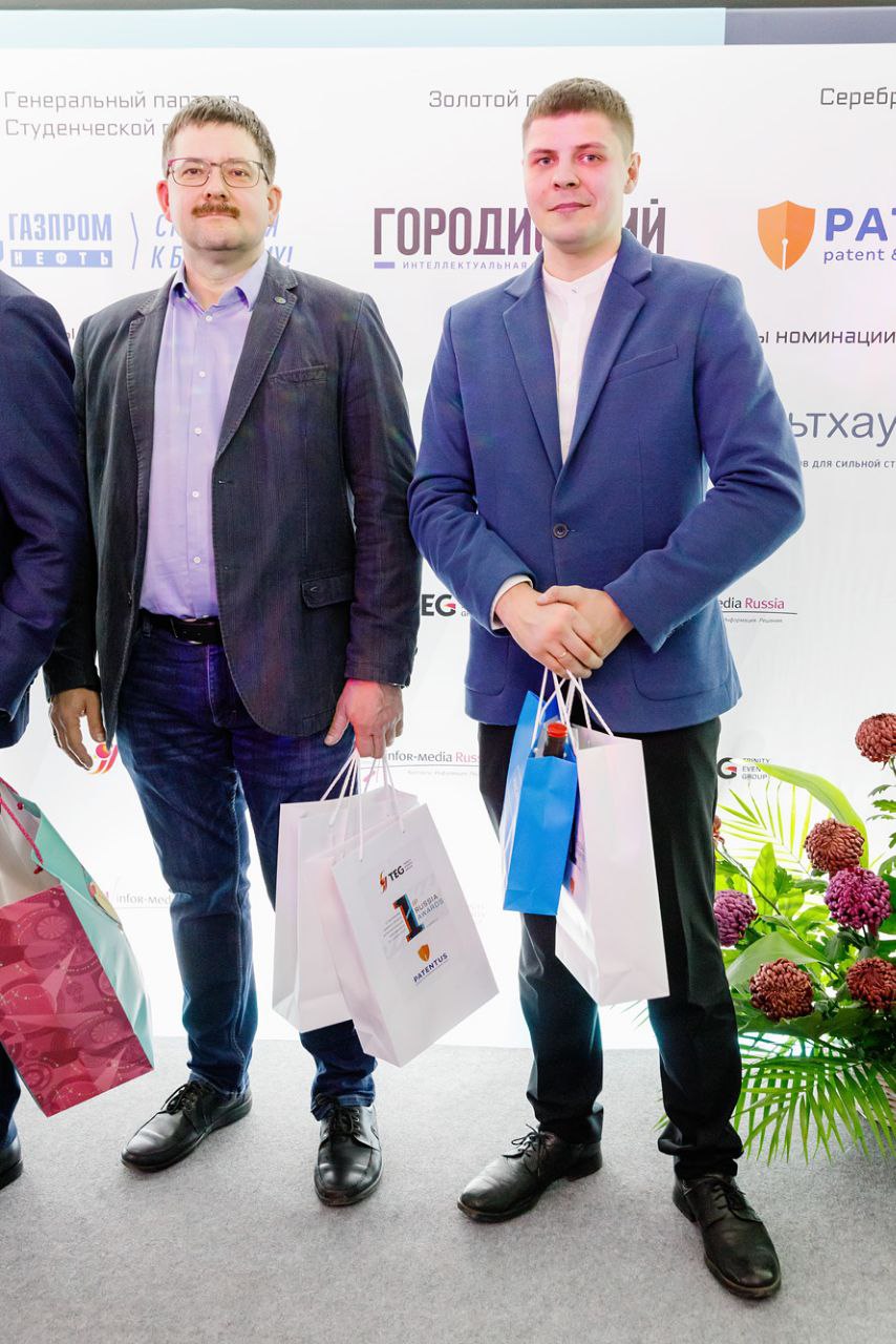 ЗАЩИТА КОММЕРЧЕСКОЙ ТАЙНЫ НА ПРЕДПРИЯТИИ
Я достаточно много времени посвятил вопросу связанному с защитой коммерческой тайны и информационной безопасности | Сетка — социальная сеть от hh.ru