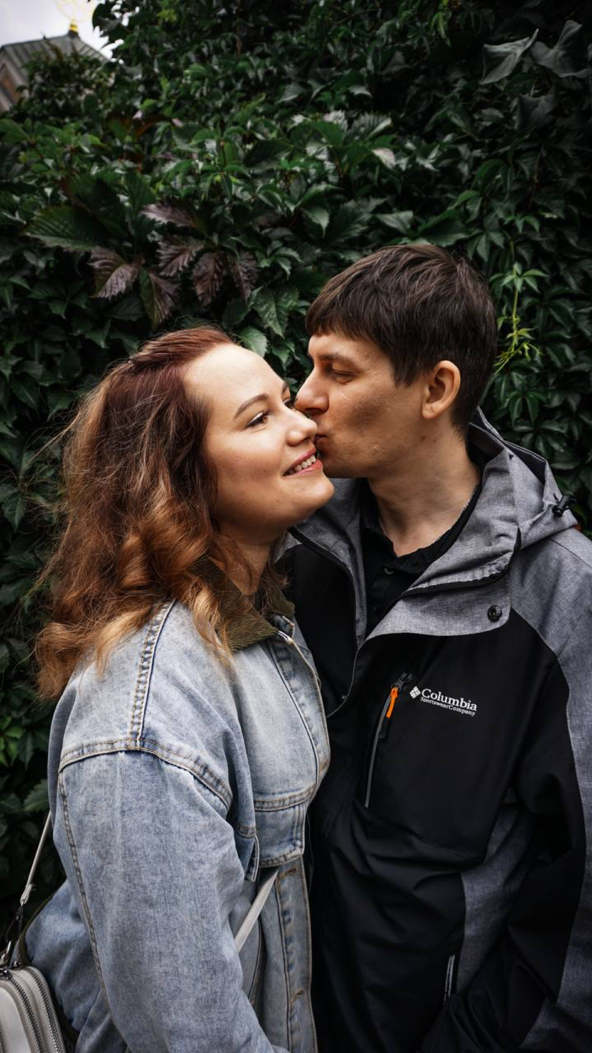 Привет, я Ру, мне 23г с недавних пор начала увлекаться фотографиями, так-же я возможно модель, но мой рост 157, пока фотографируюсь для себя | Сетка — социальная сеть от hh.ru