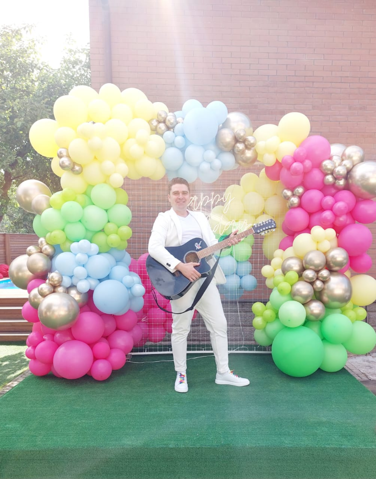 Доброго времени, на связи Максим Самсонов - ведущий мероприятий. 13 лет я провожу свадьбы, корпоративы, юбилеи, дни рождения, выпускные вечера, концерты, презентации, гендер-пати | Сетка — социальная сеть от hh.ru