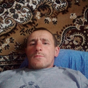 Олег Левченко