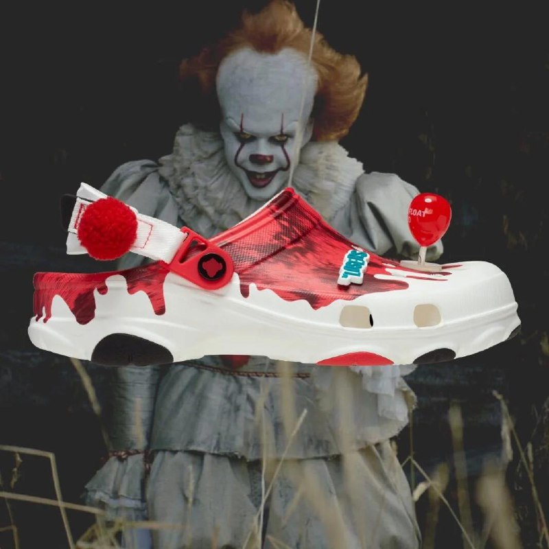 Crocs готовится к очередной пятнице 13-го и анонсирует выпуск лимитированной коллекции сабо, посвящённой культовым хоррорам | Сетка — социальная сеть от hh.ru