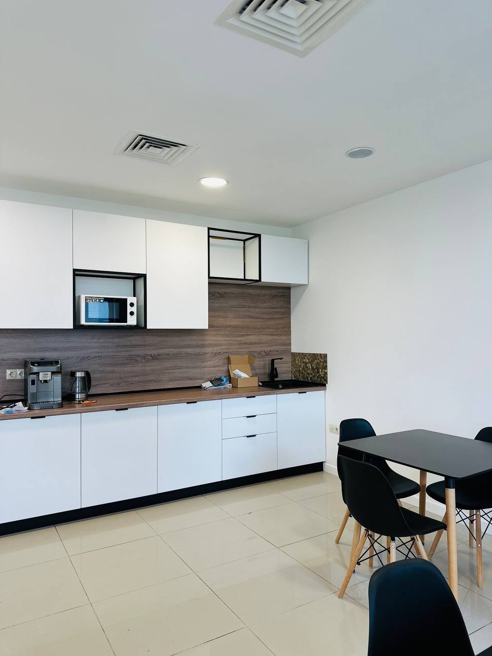 Мы теперь и в Барнауле! 🩷
Bell Integrator продолжает расширять горизонты своего присутствия в регионах и приглашает в новый офис в Алтайском крае в чудесном городе Барнауле | Сетка — социальная сеть от hh.ru