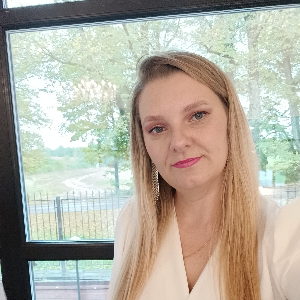 Юлия Попова | Сетка — социальная сеть от hh.ru