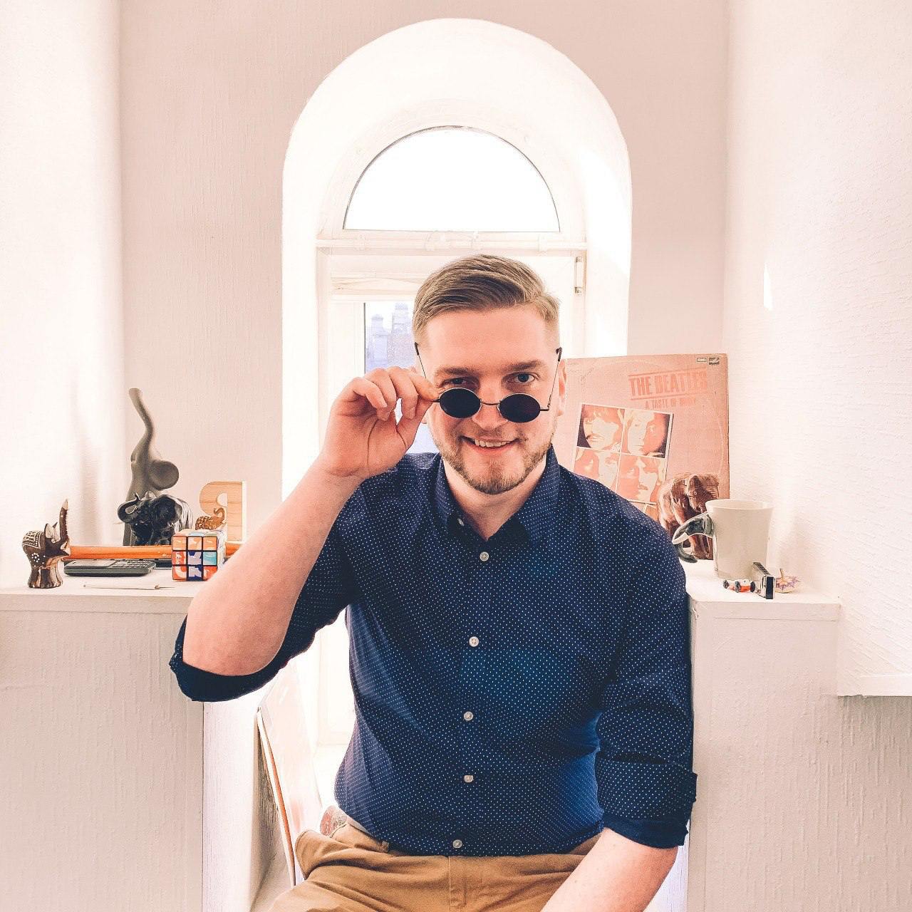 Как продвигать свой продукт или услугу, не вкладывая деньги в рекламу?
На лекции «Маркетинг без бюджета» курса «Стартап с Нуля» студенты получают реальные кейсы и стратегии, которые помогут продвинуть... | Сетка — социальная сеть от hh.ru