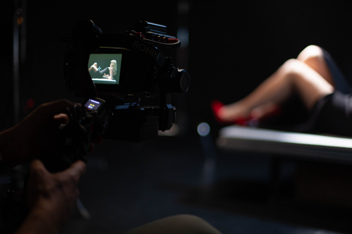 За кадром рекламного ролика Технониколя | Сетка — социальная сеть от hh.ru