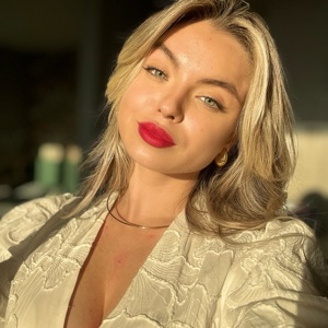 Зарина Абзалова | Сетка — социальная сеть от hh.ru