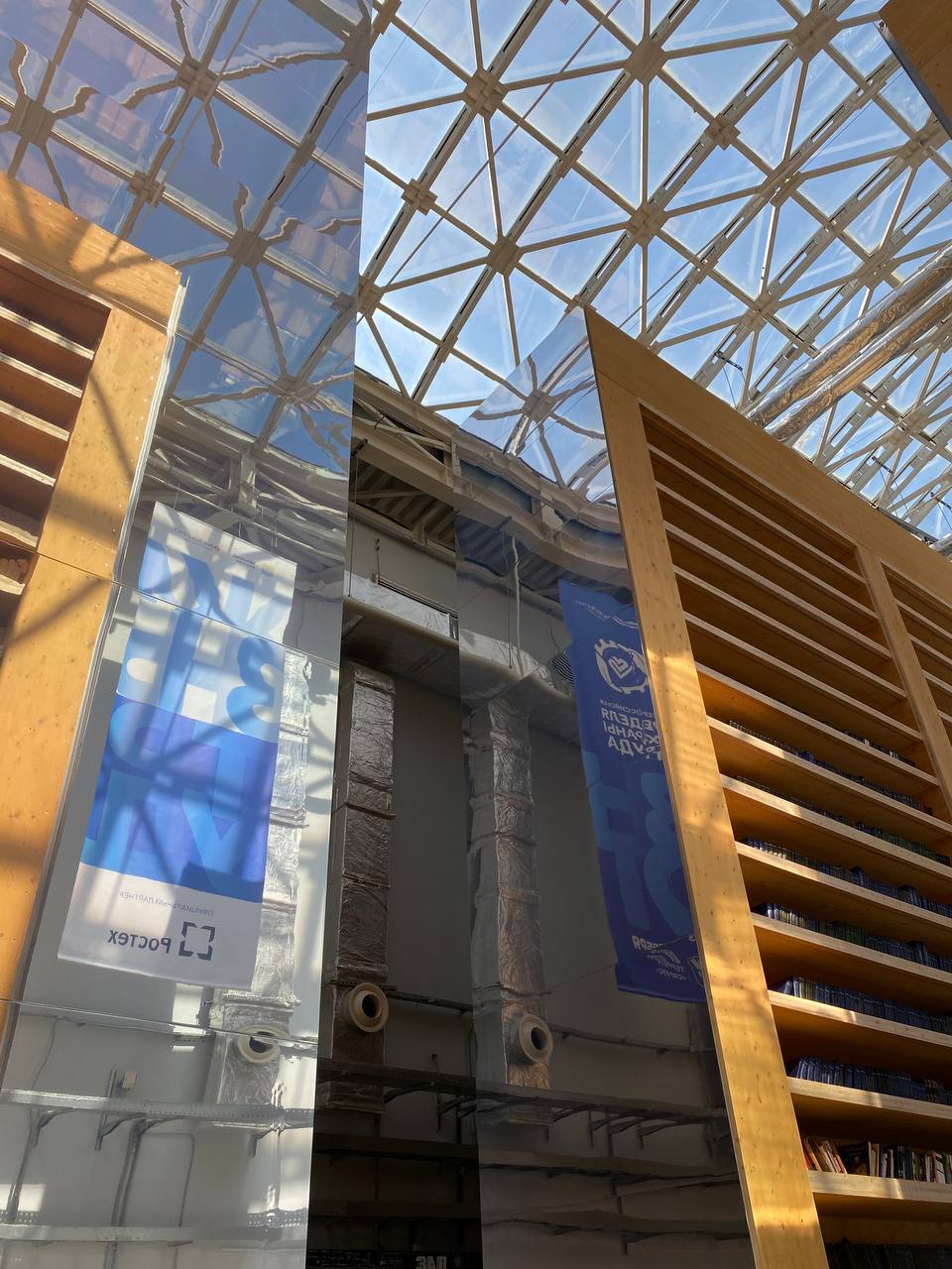 ⚡️ Всероссийская неделя охраны труда в Сочи официально началась
Сегодня началась Всероссийская неделя охраны труда, которая пройдет с 10 сентября до 13 сентября в городе Сочи на территории университет... | Сетка — социальная сеть от hh.ru