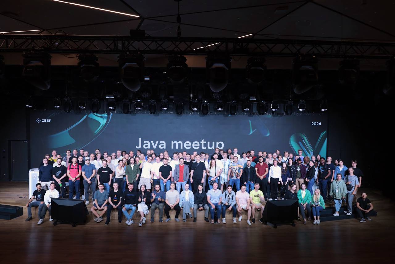 Митап по java на 1000+ зрителей 😍
Именно такой мы провели на прошлых выходных.
Это событие сообщества на внешнюю аудиторию, которое проходит у нас раз в год | Сетка — социальная сеть от hh.ru