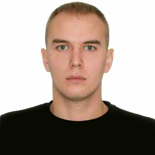 Руслан Емельяноа