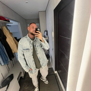 Александр Корецкий | Сетка — социальная сеть от hh.ru