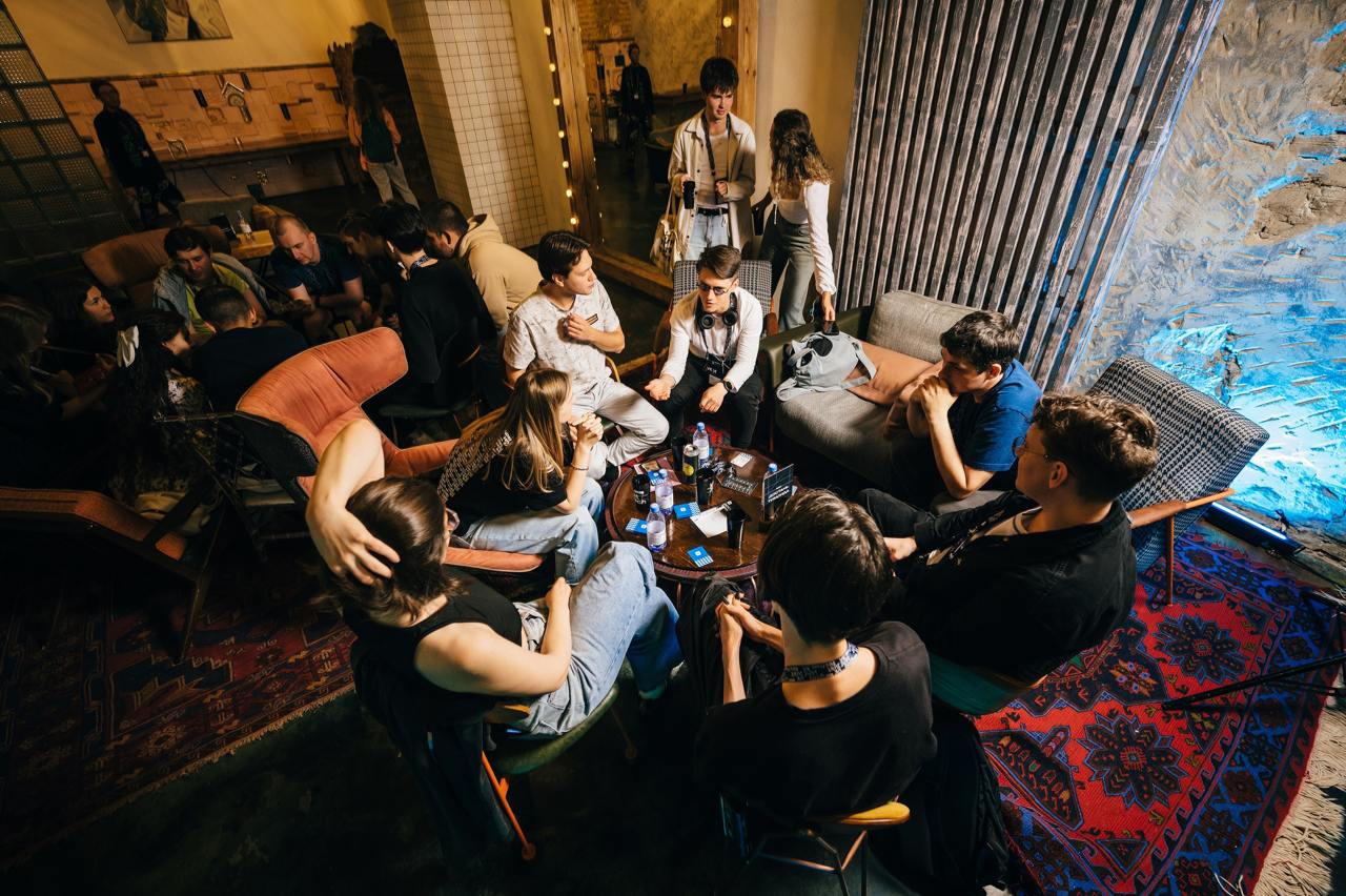 VK JT Mobile 2024: как это было
В последние дни лета мы классно провели время провели первую конференцию по мобильной разработке в VK | Сетка — социальная сеть от hh.ru