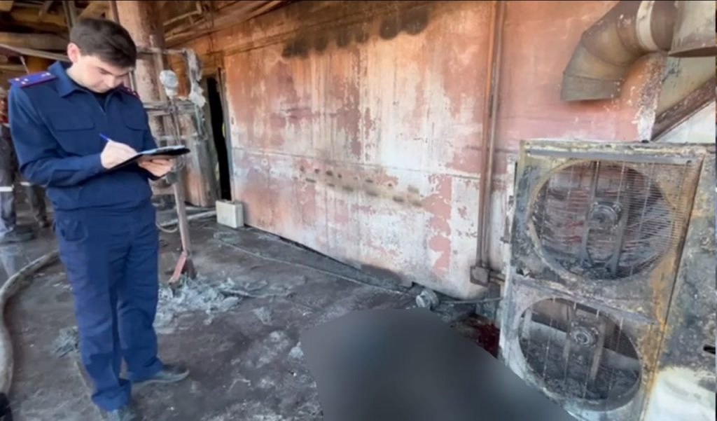 🆘 В Нижнем Тагиле на местном предприятии погиб рабочий, ещё трое получили травмы
ЧП случилось в цехе №6 АО «ЕВРАЗ НТМК» | Сетка — социальная сеть от hh.ru