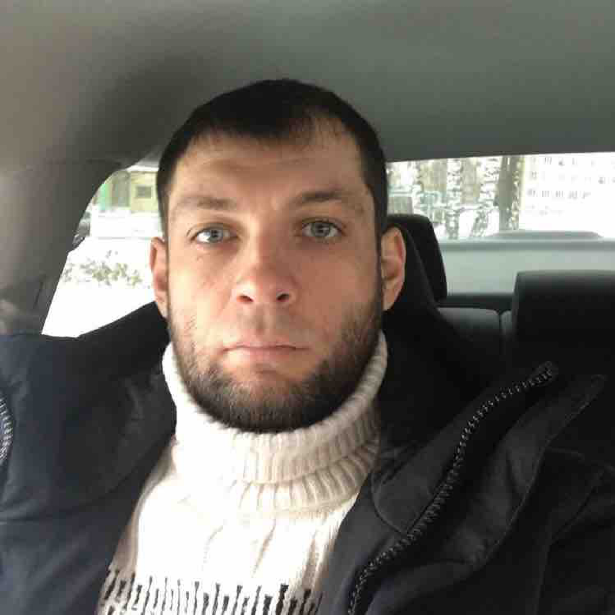 Стас Мангутов