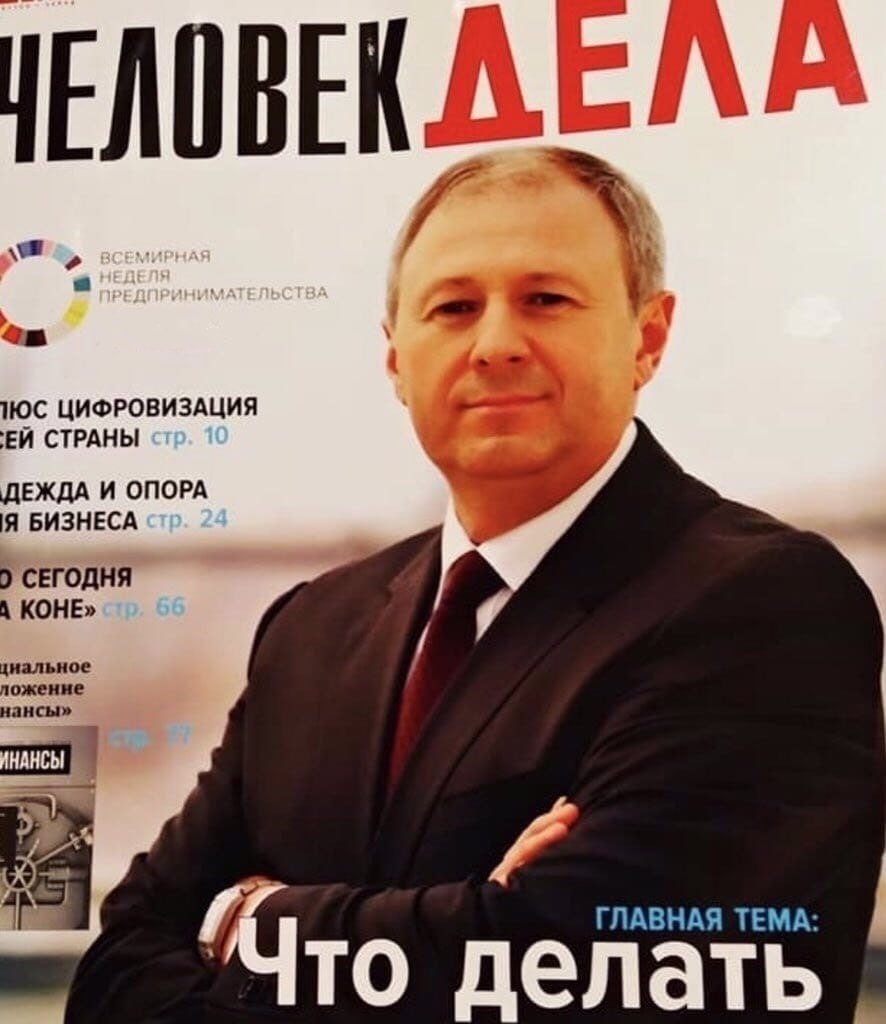 это я устроился на первую работу
➡️ отправь в телеге мем коллеге | Сетка — социальная сеть от hh.ru