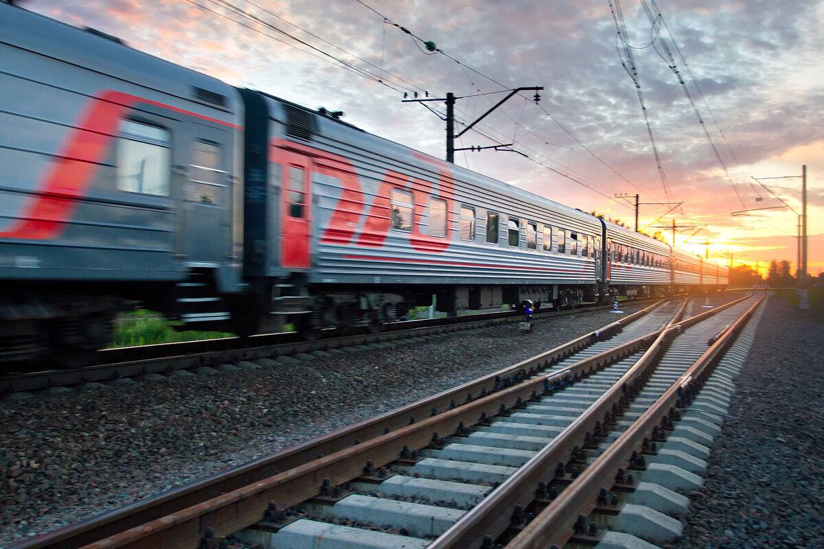 🚄 Билет на проезд по ВСМ Москва — Санкт-Петербург будет стоить в пределах 10 000₽
Полный запуск дороги запланирован на 2028 год, время в пути составит 2 часа 15 минут
📲Подпишитесь на Вдвижении | Сетка — социальная сеть от hh.ru