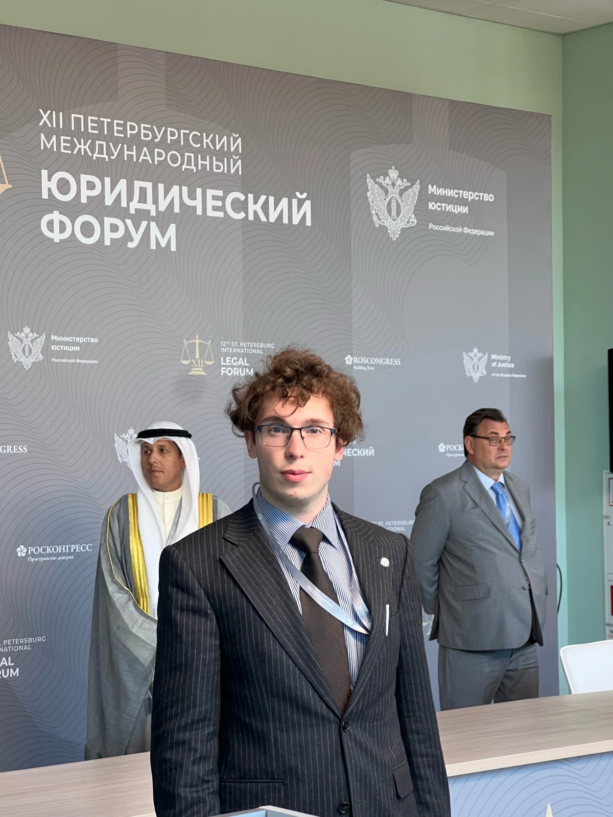Каким было лето 2024

Насыщенное лето этого года началось с Петербургского Международного Экономического Форума, где мне посчастливилось оказаться в качестве атташе делегации знакомых мне служащих пос... | Сетка — социальная сеть от hh.ru