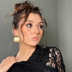 София Алиева | Сетка — социальная сеть от hh.ru