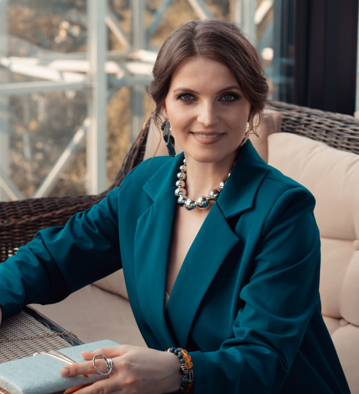Ищите связки для продаж в телеграм? А я не просто нашла, я их проверяю, адаптирую и раскрываю все секреты успешного внедрения
Всем привет! Я рада новым подписчикам на своём канале | Сетка — социальная сеть от hh.ru