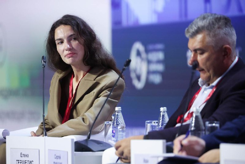 ⚡️ Экологическая безопасность — безопасность сотрудников
11 сентября в рамках Всероссийской недели труда прошла сессия «Экологическая безопасность — безопасность сотрудников», на которой эксперты обсу... | Сетка — социальная сеть от hh.ru