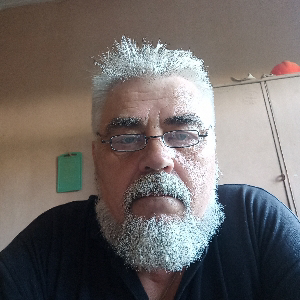 Игорь Новиков