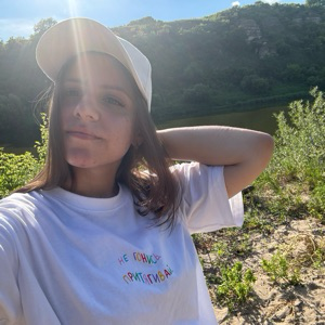 Анна Хитрова