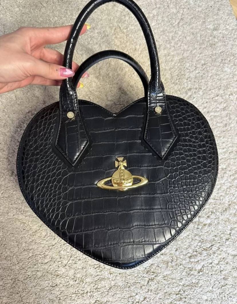 ❤️Новая подборка с Авито❤️
Корсет баварский винтаж
Платье Blumarine винтаж
Конфетница стекло
Кофейный сервиз винтаж
Ярославские изразцы
Сумка Vivienne Westwood винтаж
Дымковская игрушка СССР
Кулон Япо... | Сетка — социальная сеть от hh.ru