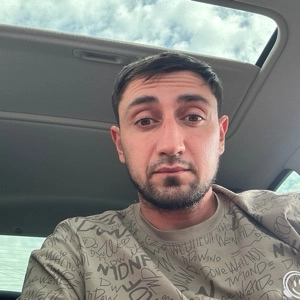 Артур Макалов