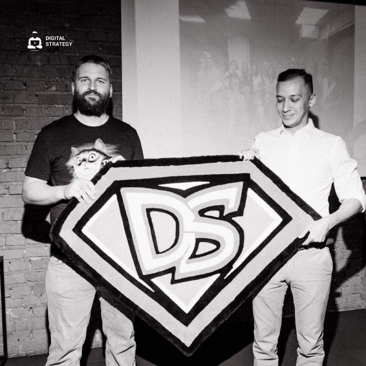 Digital Strategy 1️⃣0️⃣ лет!
Знаменательного и занимательного было много — хотим поделиться основным:
🔘В сентябре 2014 наш корабль, наконец, выбрал свое название и хорошо поплыл! Тогда мы поняли, в ка... | Сетка — социальная сеть от hh.ru