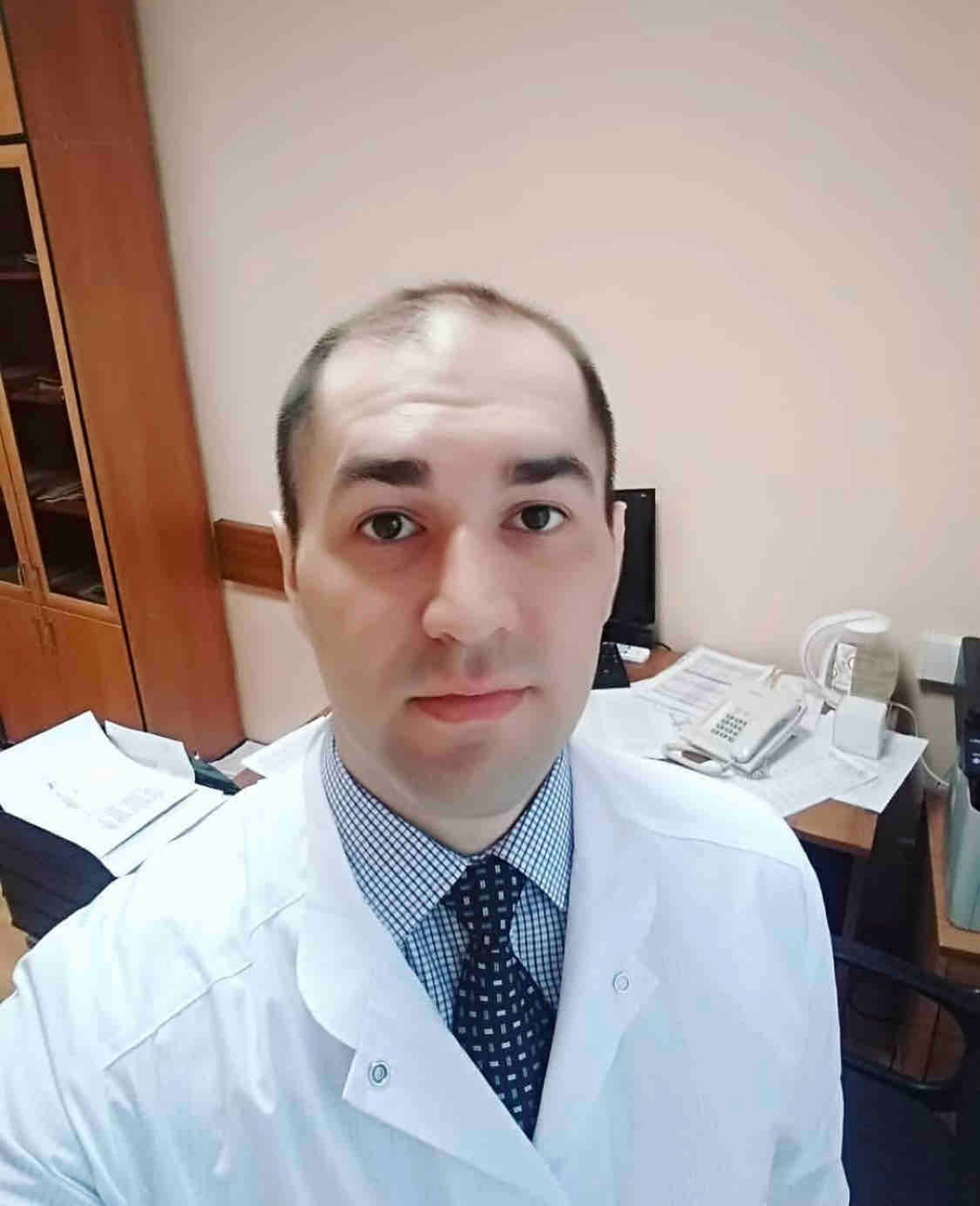 Махач Халиков