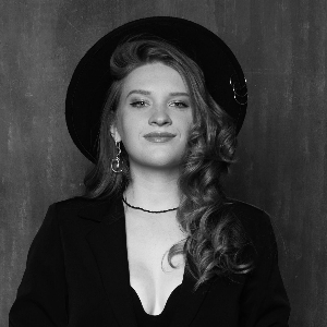 Даша Николаева | Сетка — социальная сеть от hh.ru