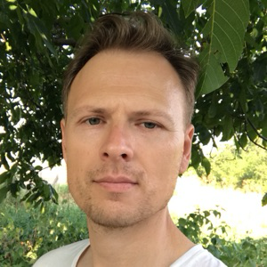 Константин Сыров