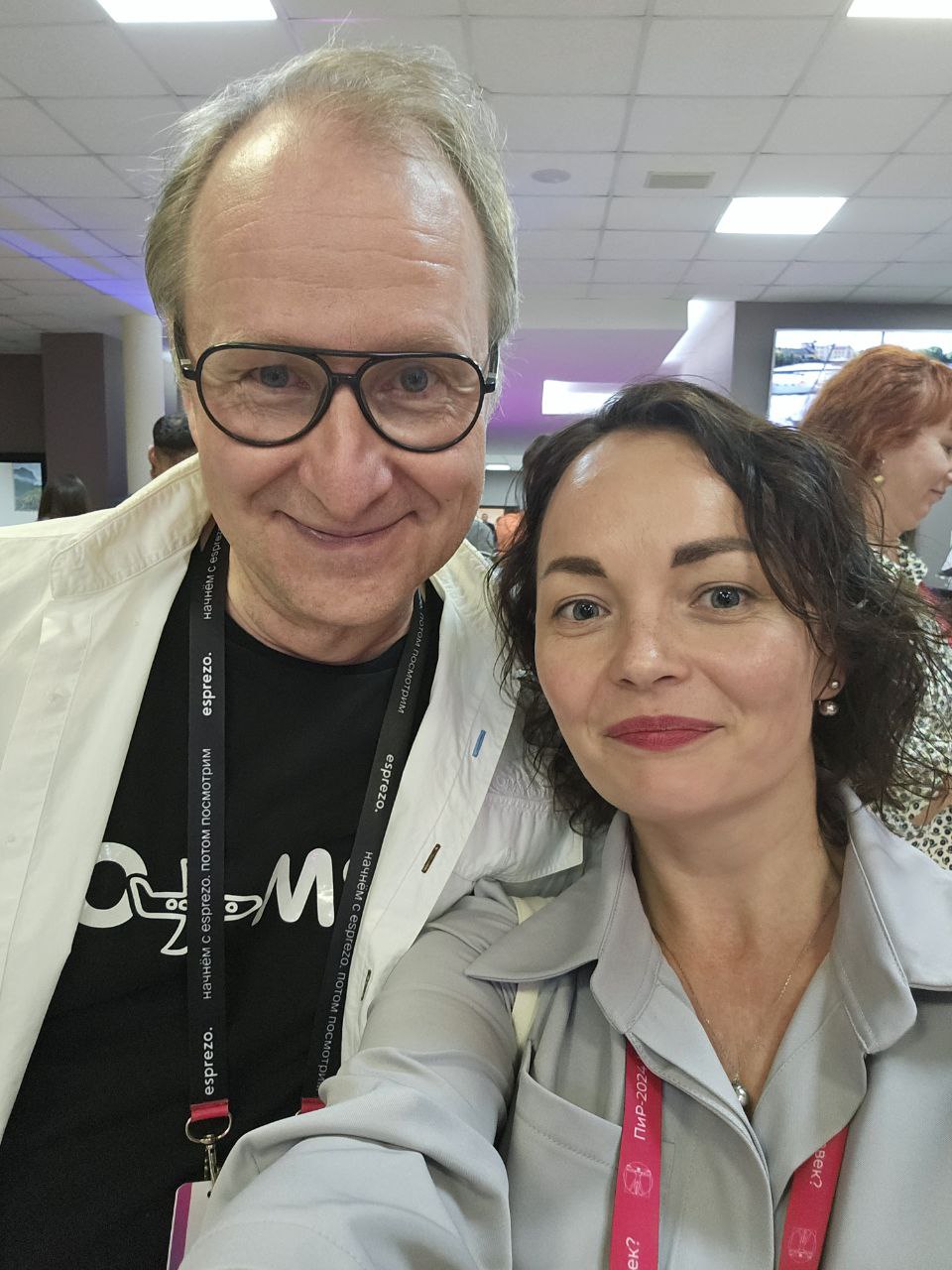 С основателем ПиР Марком Кукушкиным.
Вижу комментарии выше, что пропал звук.
Действительно очень жаль...
Иногда случаются такие вещи, которые от тебя не зависят | Сетка — социальная сеть от hh.ru