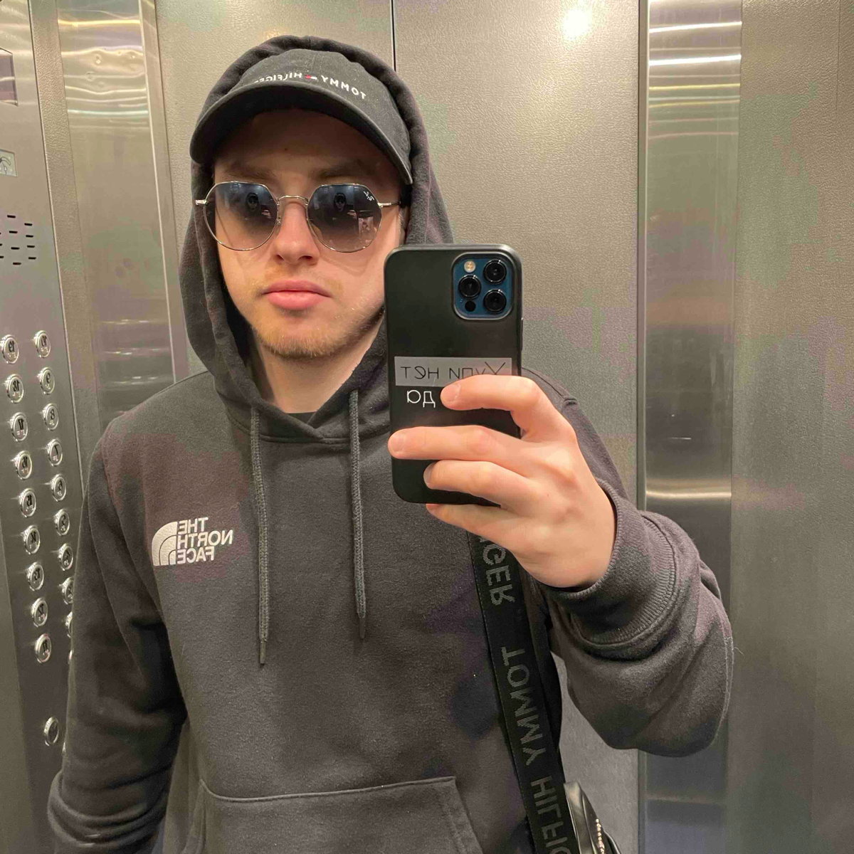 Андрей Потапов