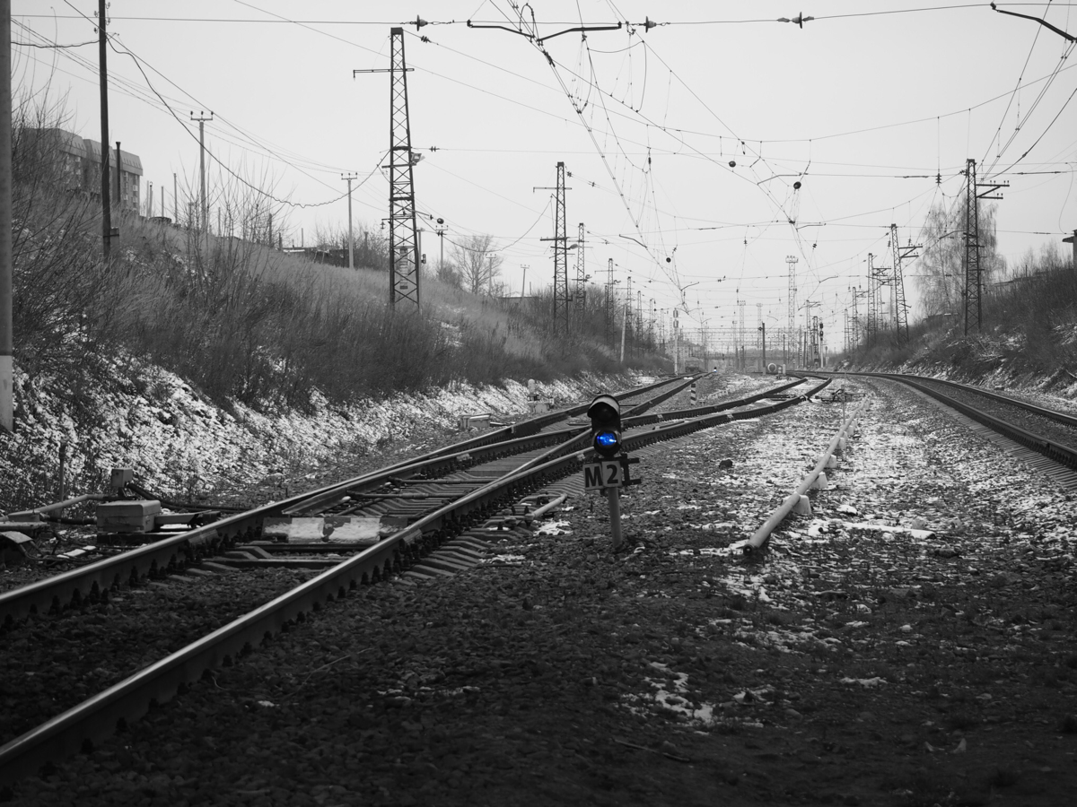 Звук
Я отвык ходить по улицам без наушников. Отвык, понимаешь? Я хочу любое событие скрашивать индивидуальным саундтреком | Сетка — социальная сеть от hh.ru
