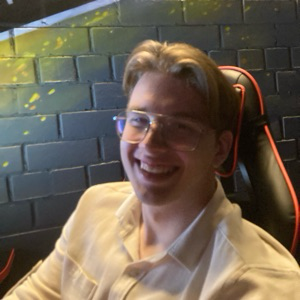 Михаил Вартанов | Сетка — социальная сеть от hh.ru