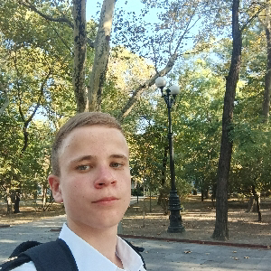 Влад Фроленков