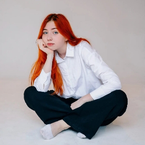 Алёна Гулякова