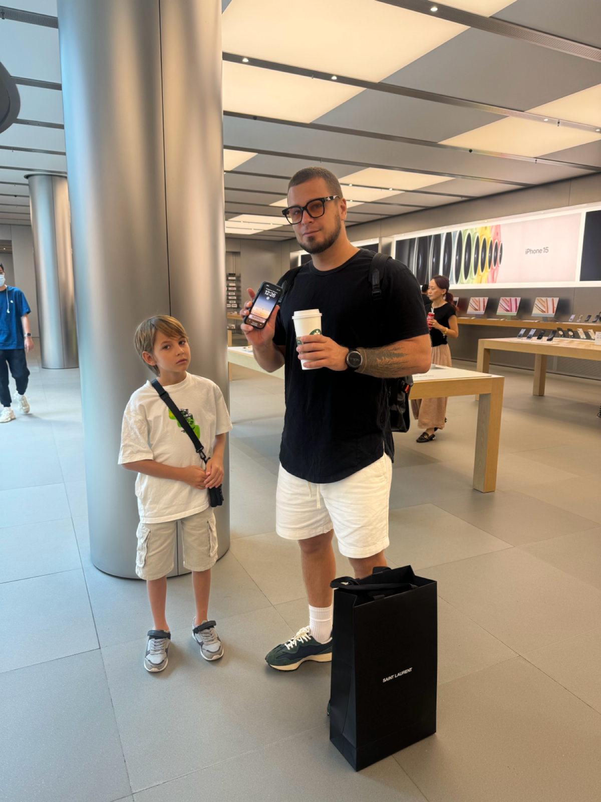 Apple - успех
Nike - мотивация
Disney - мечта
Red Bull - второе дыхание
Rolex - престиж
научи их продавать ассоциации:
🍏Видя технику Apple в руках пользователя, ты волей, не волей, формируешь в мозгу ... | Сетка — социальная сеть от hh.ru