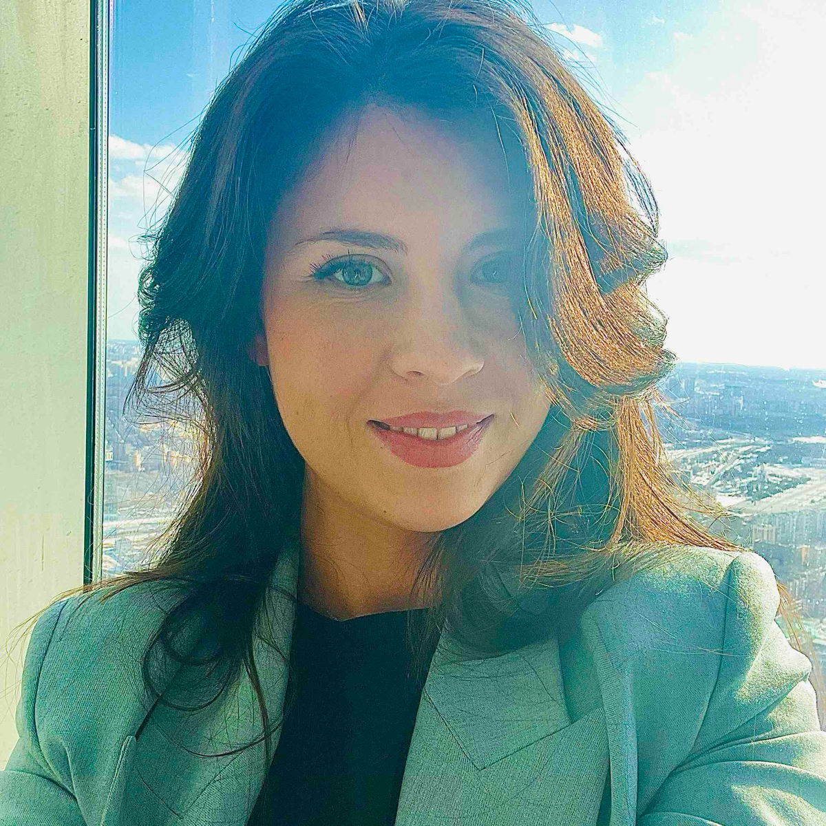 Elena Re | Сетка — социальная сеть от hh.ru