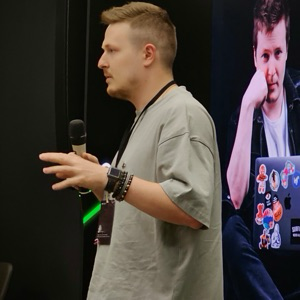 Антон Захаров | Сетка — социальная сеть от hh.ru