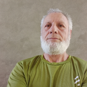Эдик Фамилия