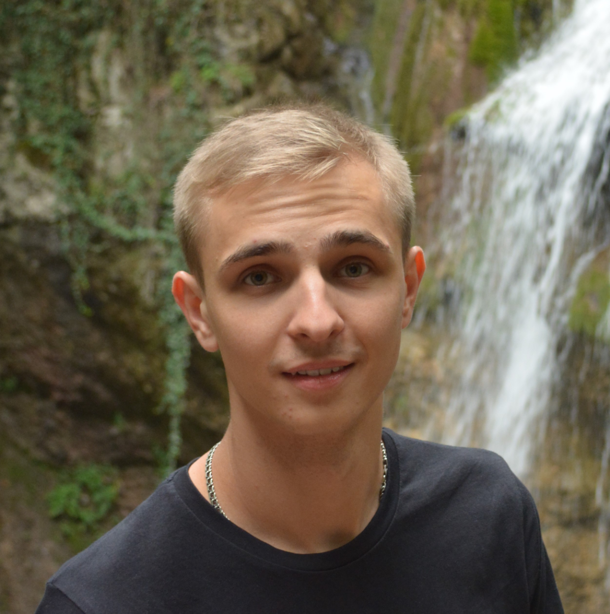 Михаил Золотарёв