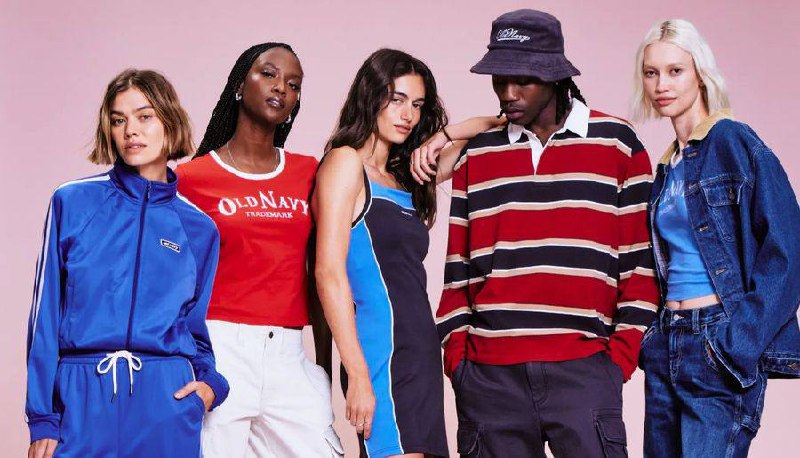 Old Navy представил ностальгическую коллекцию
В честь 30-летия американский бренд одежды выпустил капсулу под названием ’94 Reissue | Сетка — социальная сеть от hh.ru
