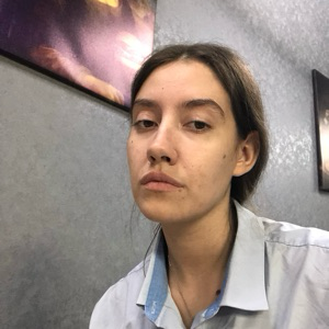Арина Новакова