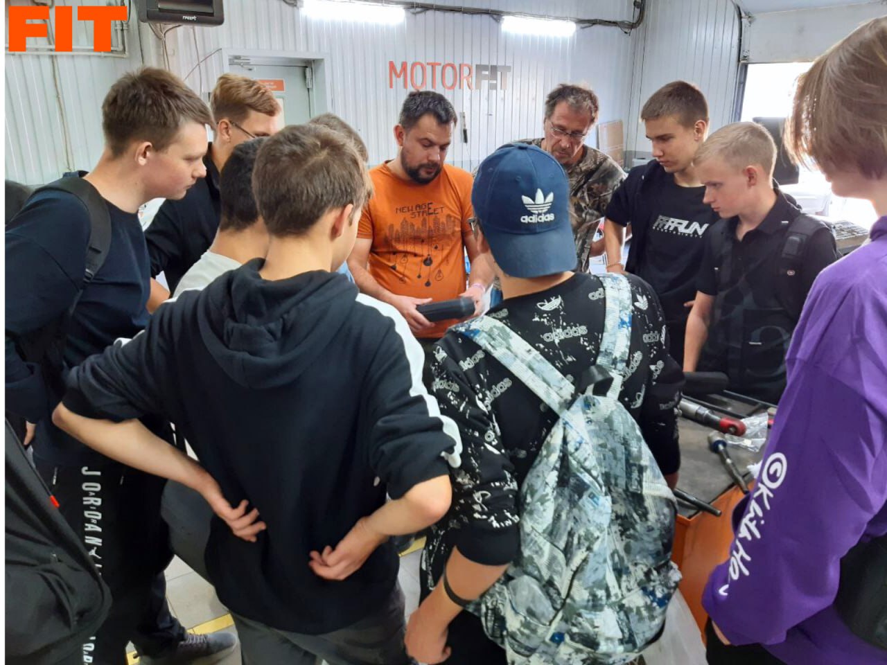 Инвестиция в будущее
Каждые полгода автостанция в г. Переславль-Залесский открывает свои двери для студентов | Сетка — социальная сеть от hh.ru