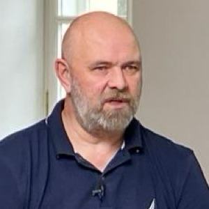 Влад Никонов